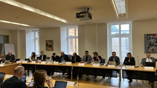 Ausschussmitglieder in der 32. Sitzung des Untersuchungsausschusses „NSU II“ | Foto: Bayerischer Landtag